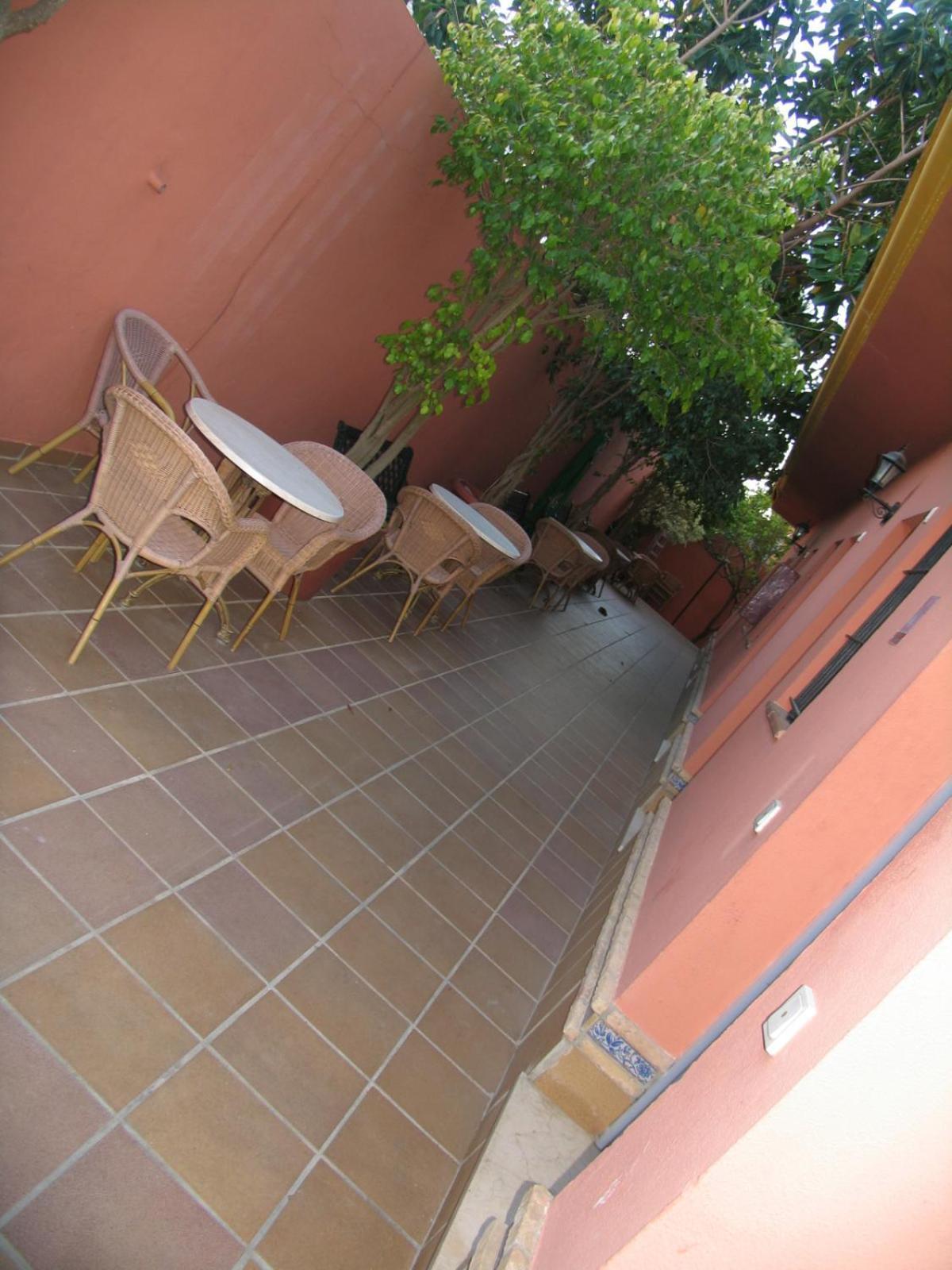 Hostal Noli Chiclana de la Frontera Exterior photo